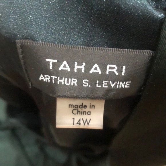 Tahari Sheath Dress Size 14W Dark Forest Green Ruched Side - Picture 6 of 9